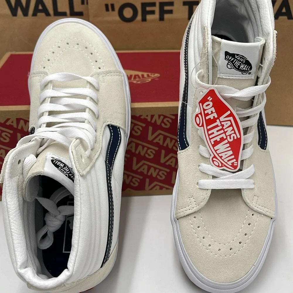 Vans Men’s Sk8-Hi (Classic Sport) Dress Blue
VN0A32QG9YG
White High-Top Sneakers - Picture 13 of 16